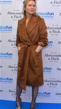 renee zellweger wallpaper