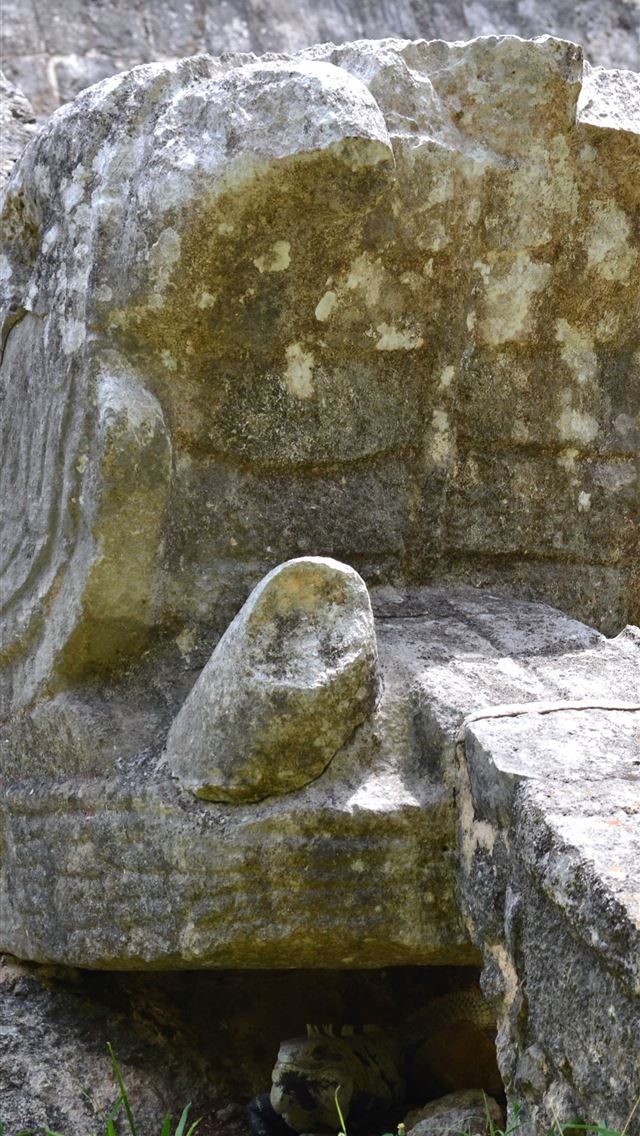 1284x2778 chichen itza - chichen itza iPhone Wallpaper