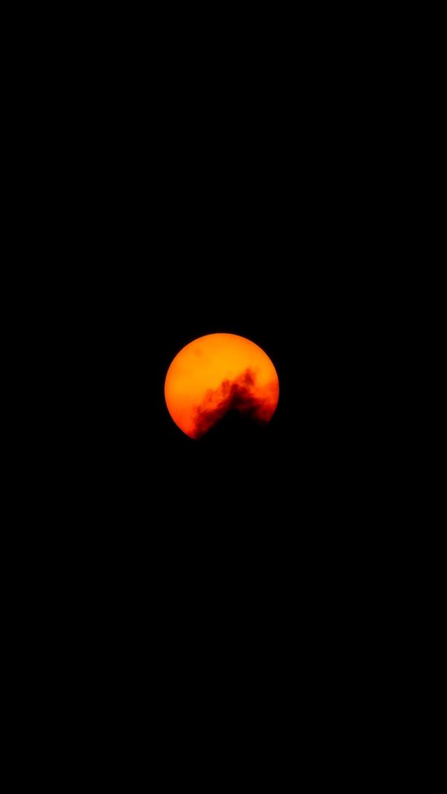 1284x2778 strawberry moon - strawberry moon iPhone Wallpaper