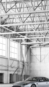 aston martin v8 vantage wallpaper