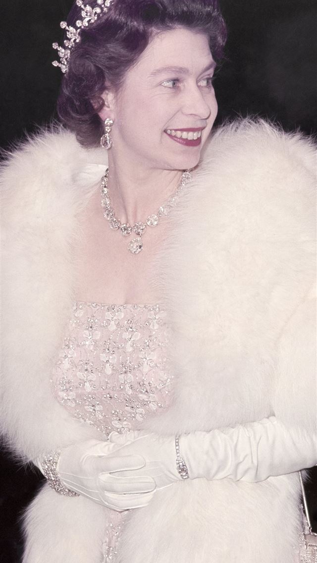 1284x2778 queen elizabeth - queen elizabeth iPhone Wallpaper