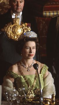queen elizabeth wallpaper