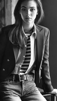 vittoria ceretti wallpaper