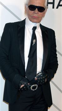 karl lagerfeld wallpaper