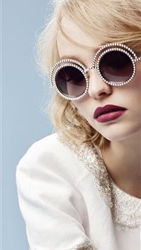 karl lagerfeld wallpaper