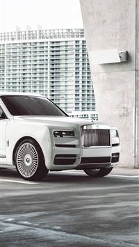 rolls royce cullinan wallpaper