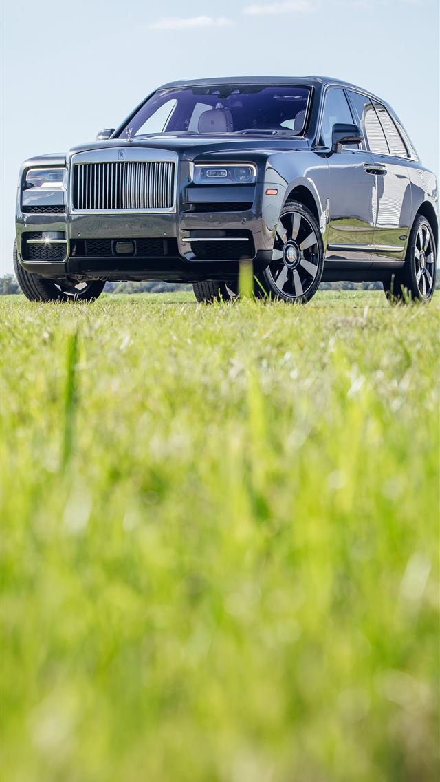 1284x2778 rolls royce cullinan - rolls royce cullinan iPhone Wallpaper