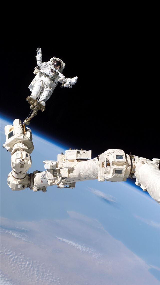 1284x2778 chinese space station - chinese space station iPhone Wallpaper