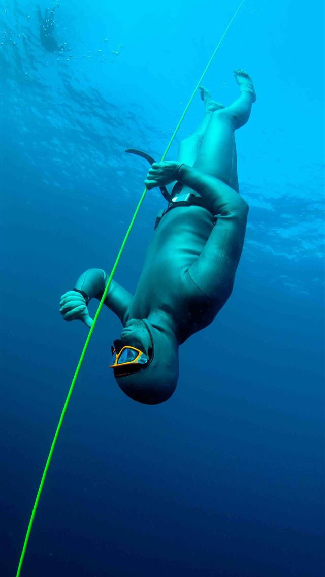 1284x2778 diving - diving iPhone Wallpaper