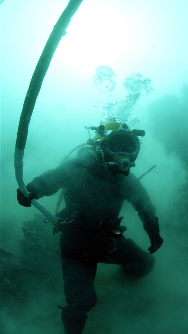 1284x2778 diving - diving iPhone Wallpaper