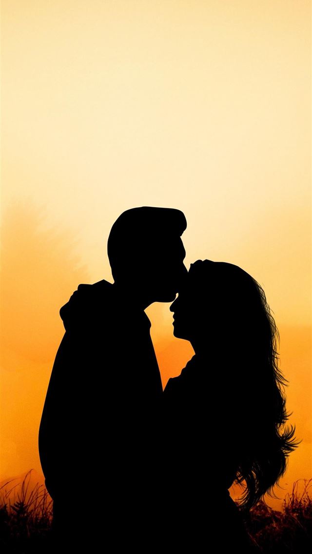 1284x2778 international kissing day -  iPhone Wallpaper
