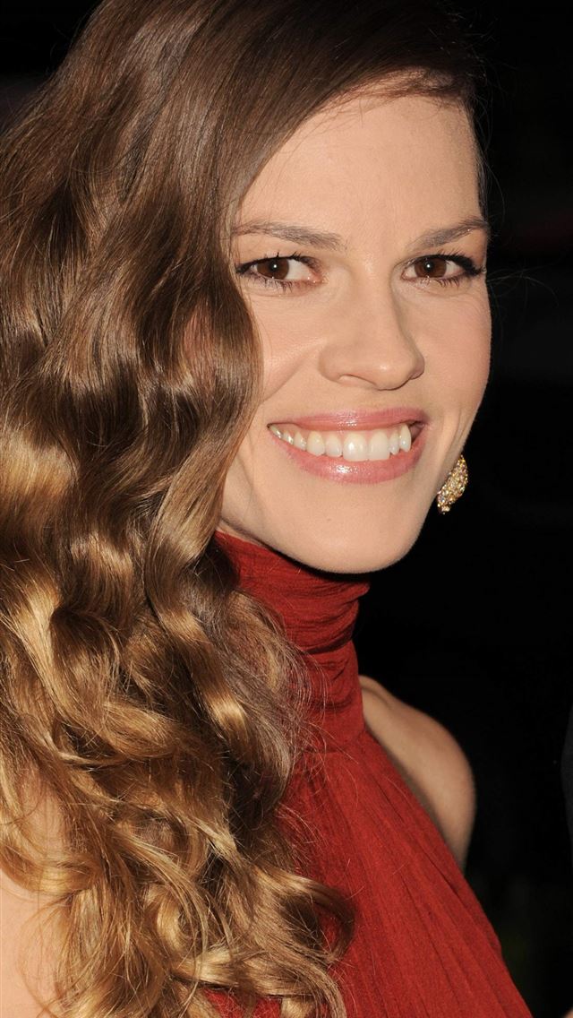 1284x2778 hilary swank - hilary swank iPhone Wallpaper