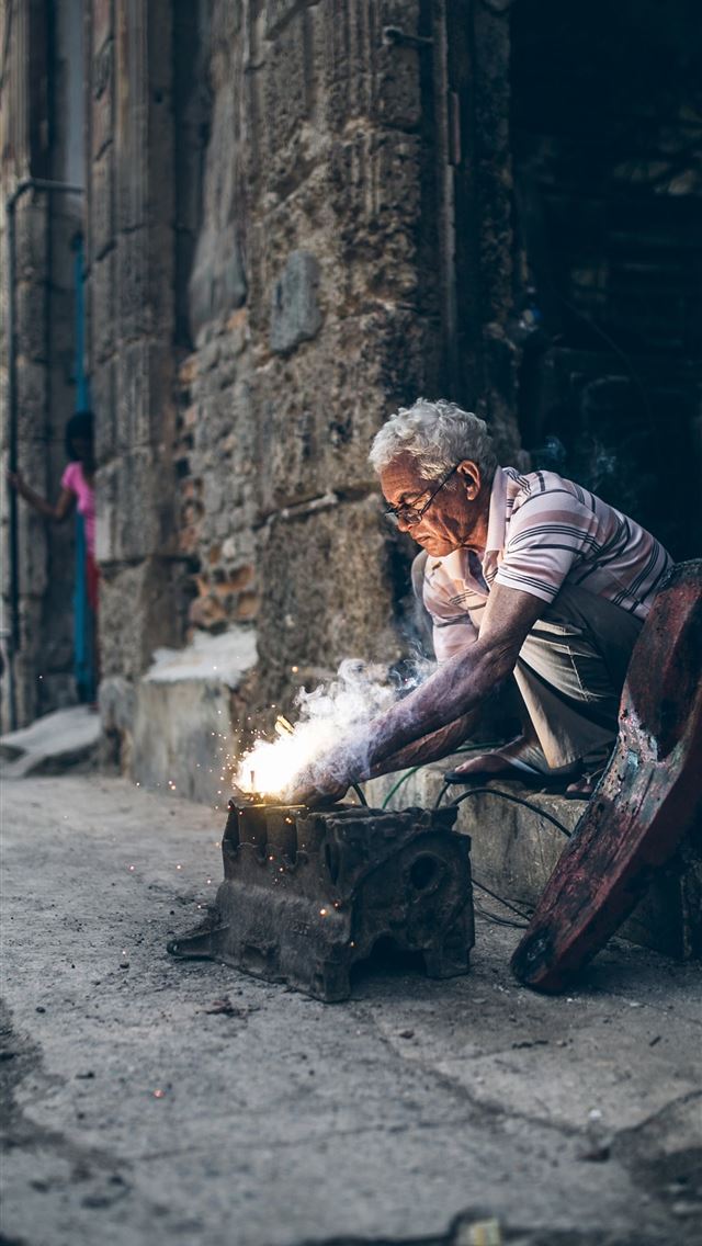 1284x2778 havana - havana iPhone Wallpaper