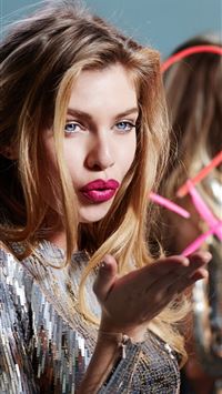 stella maxwell wallpaper