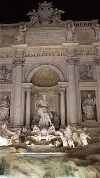 trevi fountain wallpaper