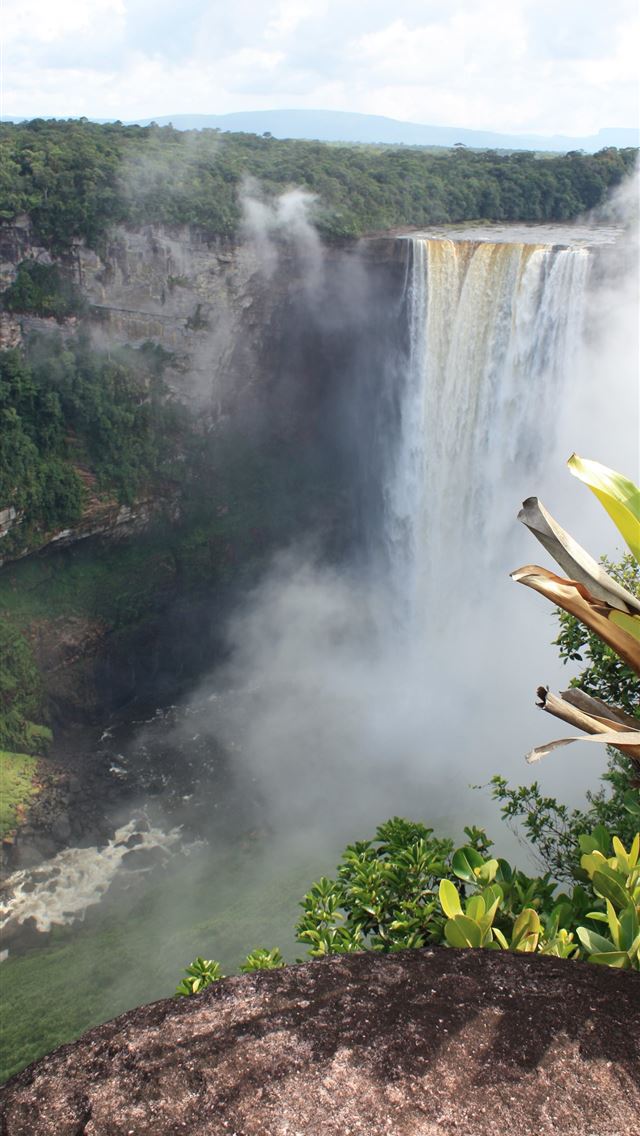 1284x2778 kaieteur falls - kaieteur falls iPhone Wallpaper