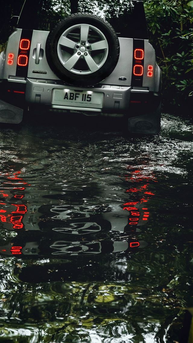 1284x2778 land rover discovery svx - land rover discovery svx iPhone Wallpaper