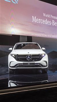 mercedes eqc wallpaper