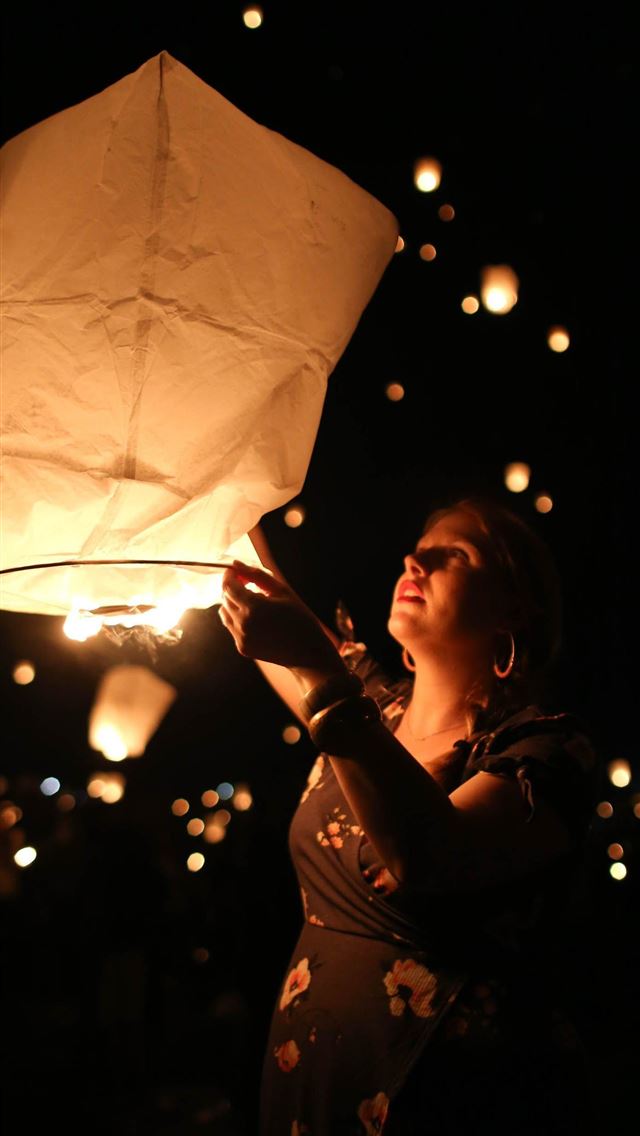 1284x2778 floating lanterns festival - floating lanterns festival iPhone Wallpaper