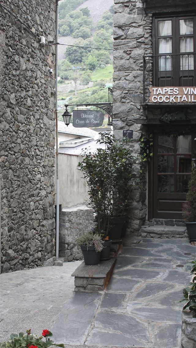 1284x2778 andorra la vella - andorra la vella iPhone Wallpaper