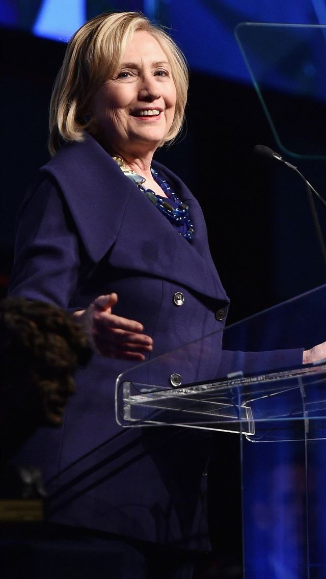 1125x2436 hillary clinton - hillary clinton iPhone Wallpaper