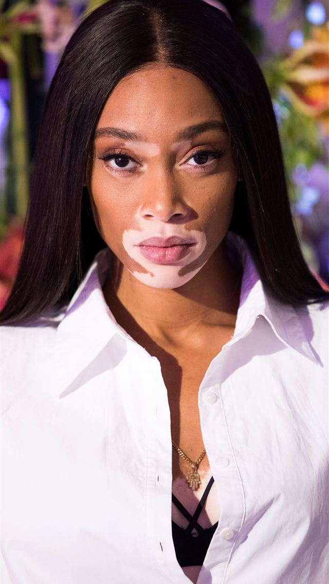 1284x2778 winnie harlow - winnie harlow iPhone Wallpaper