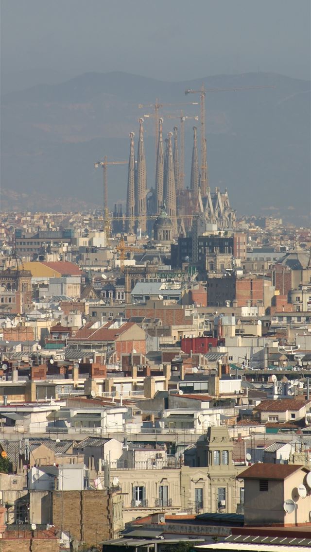 1284x2778 la sagrada familia - la sagrada familia iPhone Wallpaper