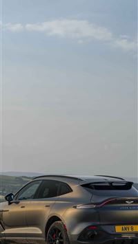 aston martin dbx wallpaper