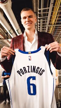 kristaps porzingis wallpaper