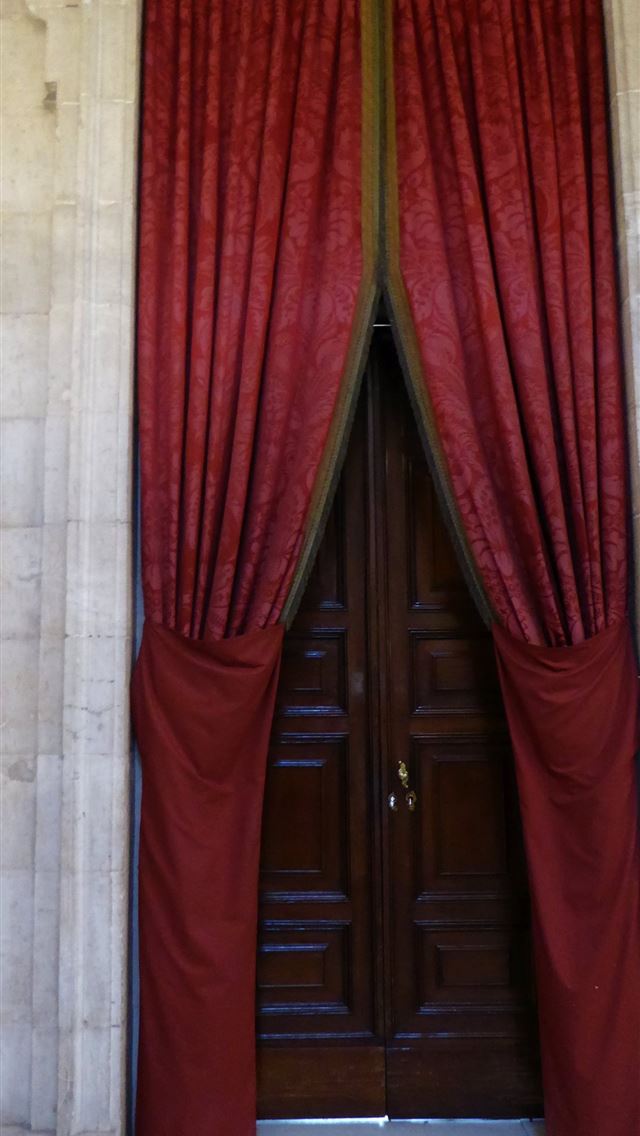 1284x2778 royal palace of madrid - royal palace of madrid iPhone Wallpaper