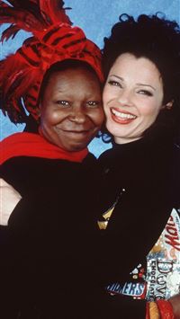 whoopi goldberg wallpaper