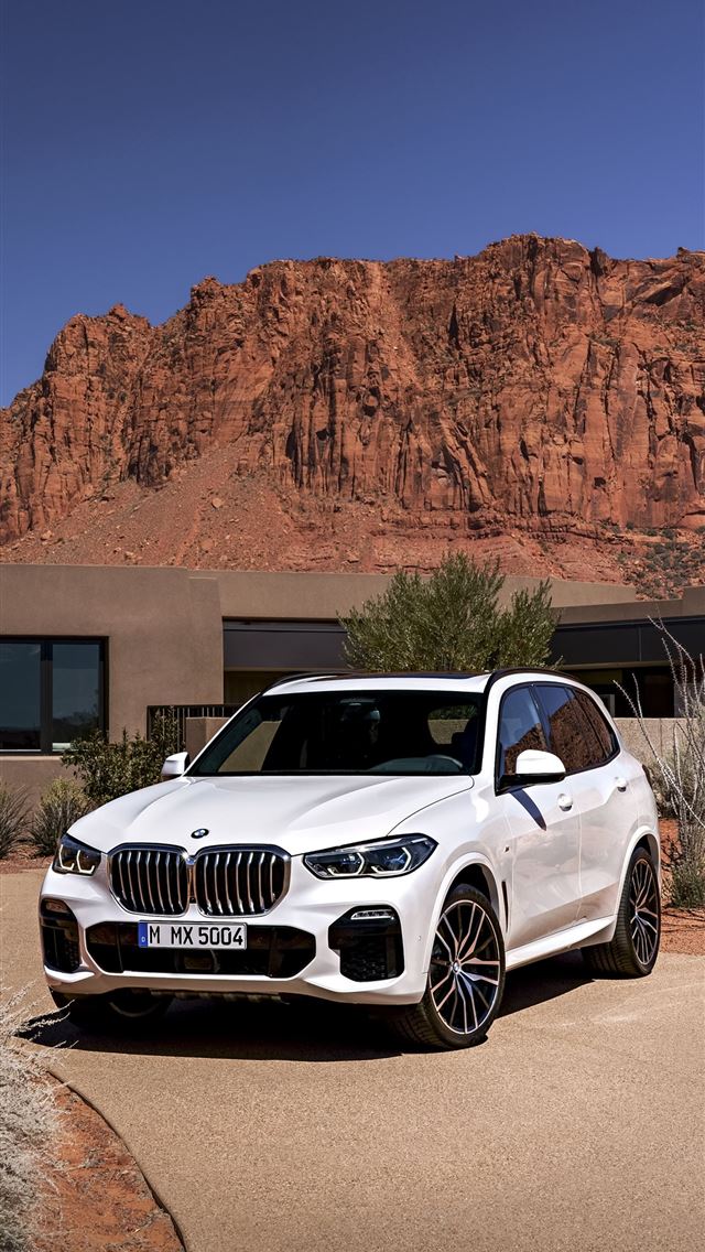 1284x2778 audi sq2 - audi sq2 iPhone Wallpaper