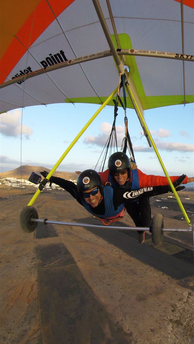1284x2778 hang gliding - hang gliding iPhone Wallpaper