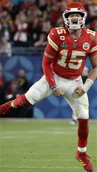 travis kelce wallpaper