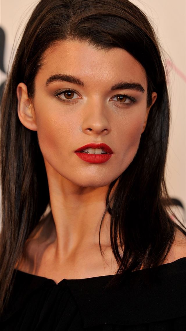 1284x2778 crystal renn - crystal renn iPhone Wallpaper