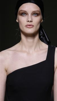 kris grikaite wallpaper