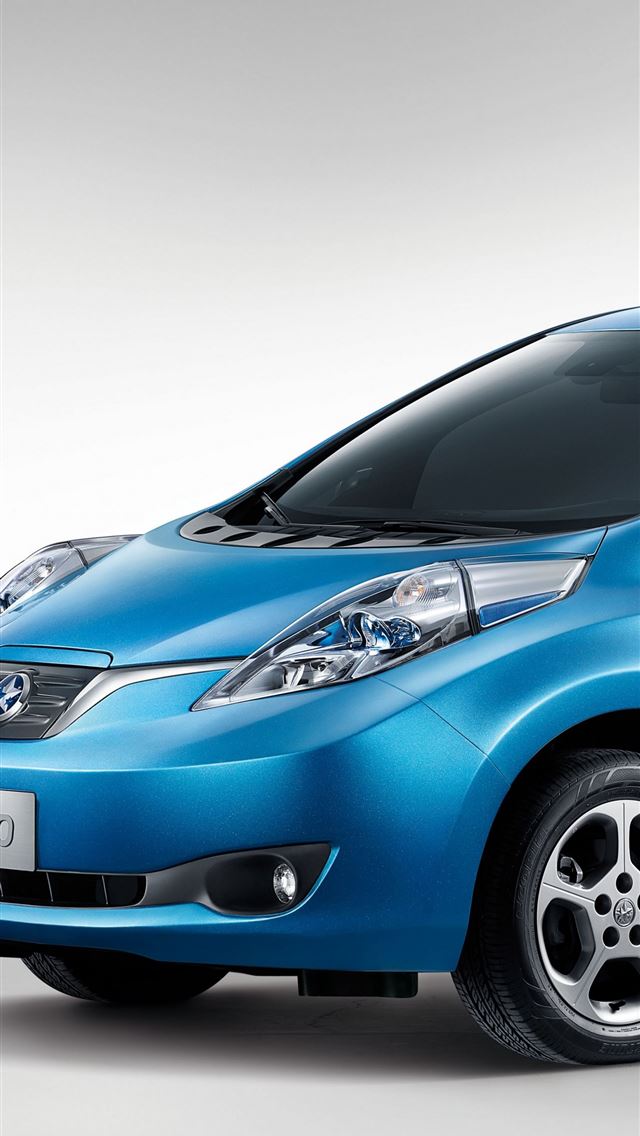 1284x2778 nissan leaf - nissan leaf iPhone Wallpaper