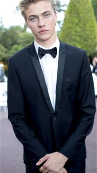 lucky blue smith wallpaper