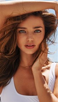 heidi mount wallpaper