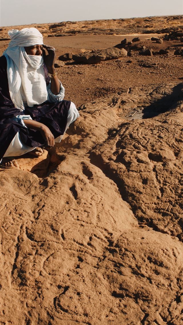 1284x2778 niger - niger iPhone Wallpaper