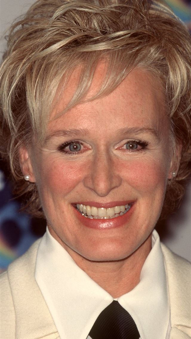 1125x2436 glenn close - glenn close iPhone Wallpaper