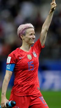 megan rapinoe wallpaper