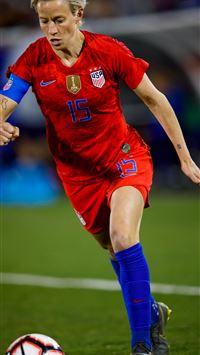 megan rapinoe wallpaper