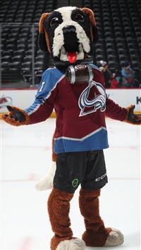 nathan mackinnon wallpaper