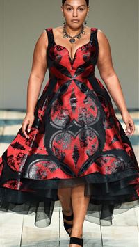 paloma elsesser wallpaper