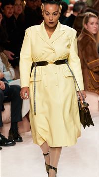 paloma elsesser wallpaper