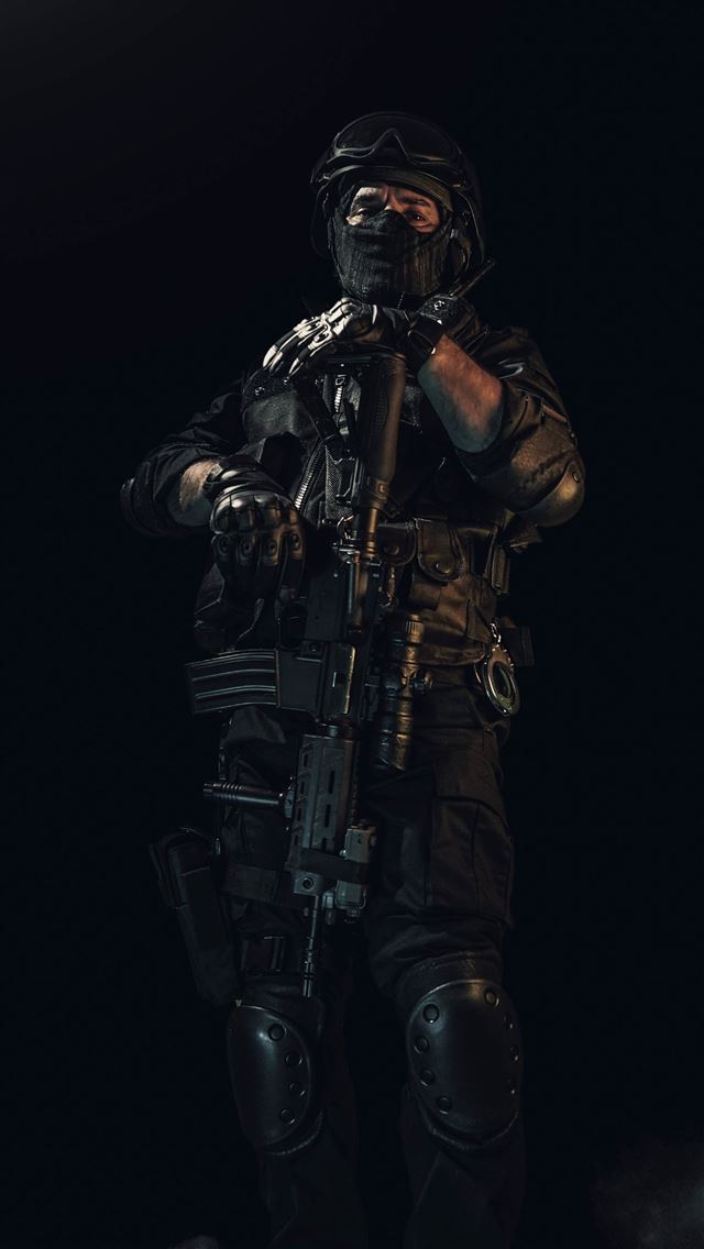 1284x2778 commando fortnite - commando fortnite iPhone Wallpaper