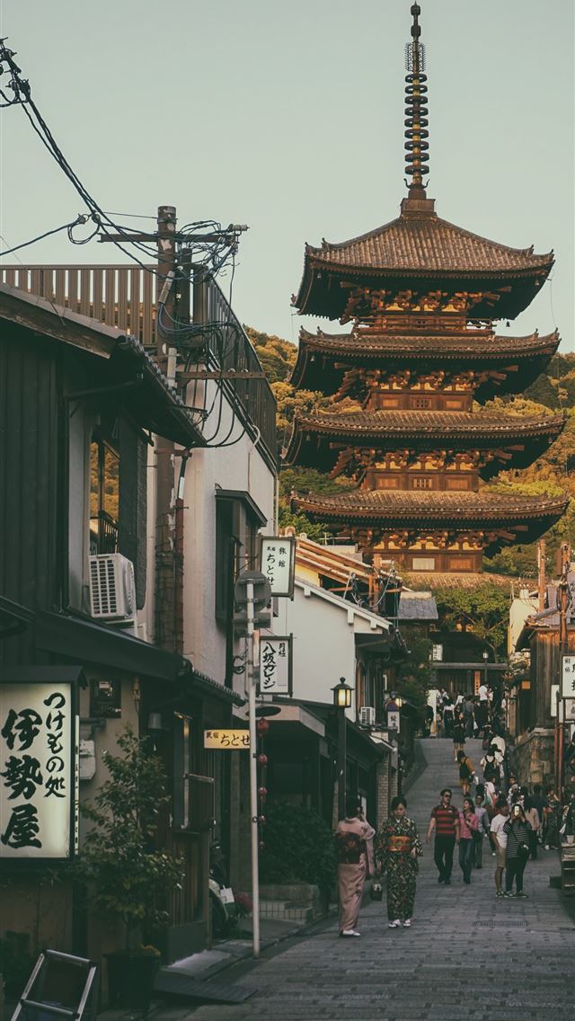 1284x2778 traditional house during daytime - japan iPhone Wallpaper
