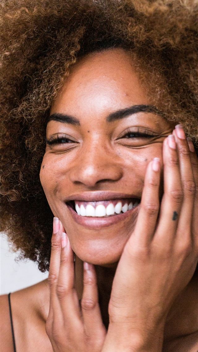 1284x2778 smiling woman with brown hair - beauty iPhone Wallpaper