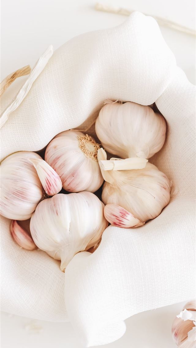 1284x2778 five garlic on white textile - fruit iPhone Wallpaper